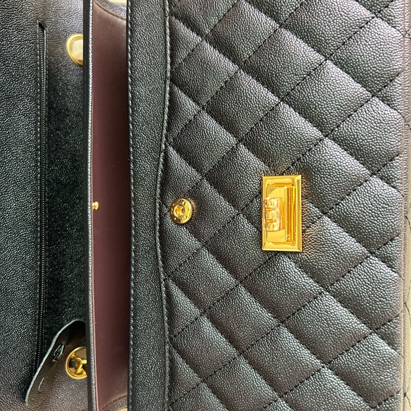 Calfskin leather black gold chain bag - Picture 9 of 11